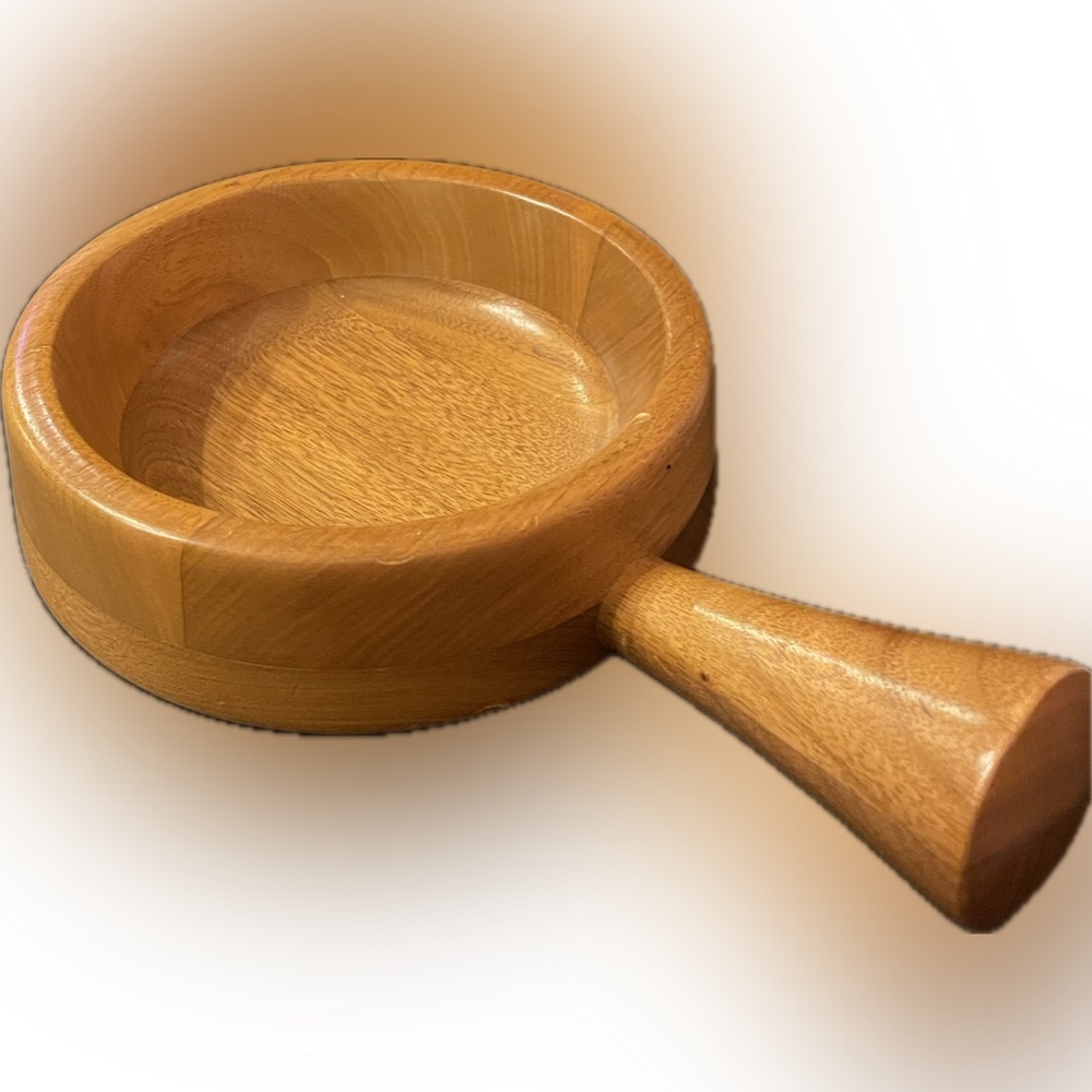 Solid American Walnut Wood Serving Bowl 🪵🥣